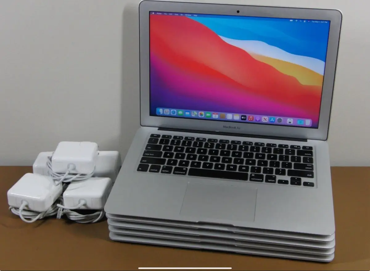 Foreign Used MacBook Air2015 Core i5 - Image 2