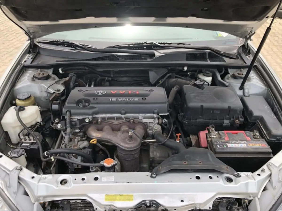 2006 Toyota Camry LE - Image 3