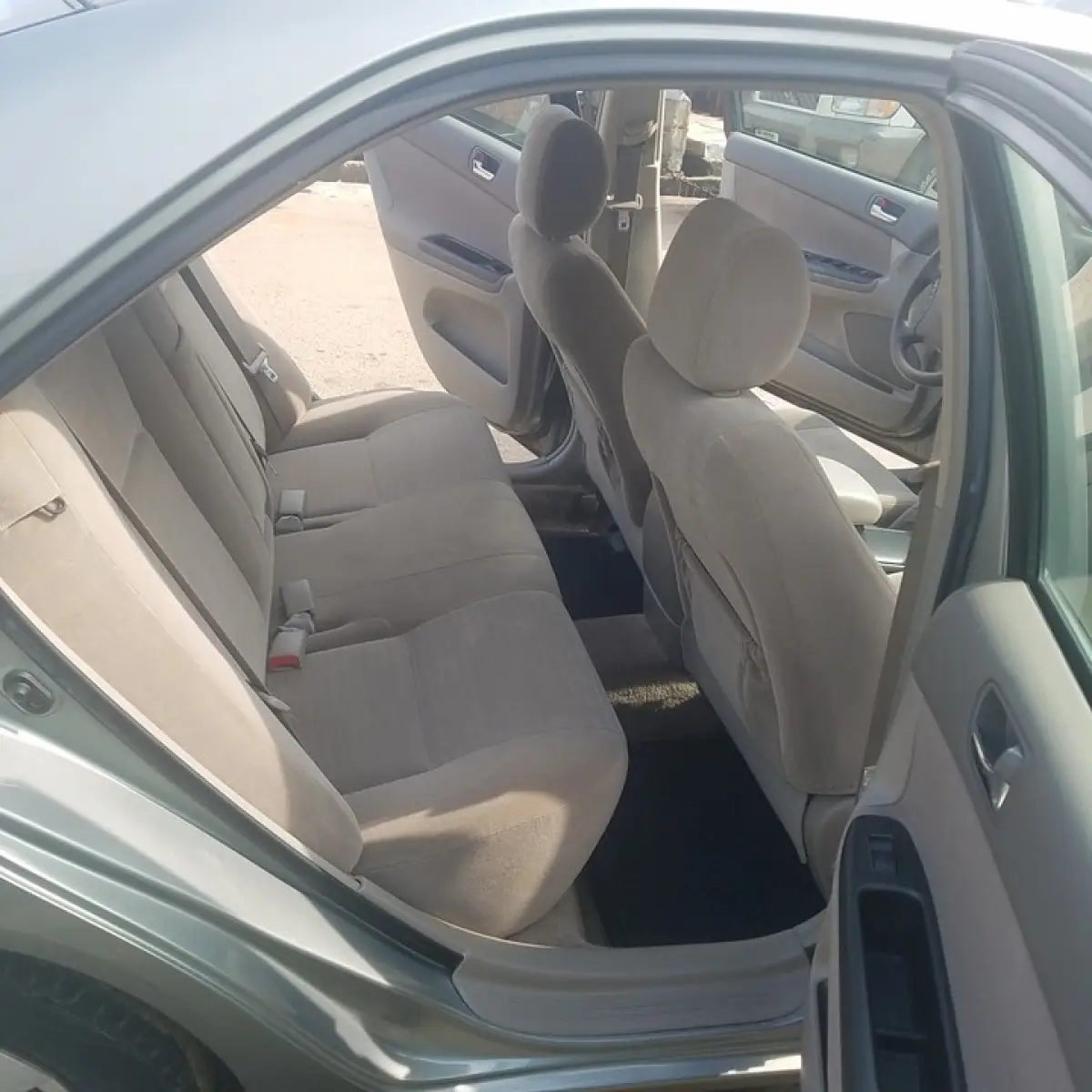 Tin-can Cleared 2006 Toyota Camry LE - Image 3
