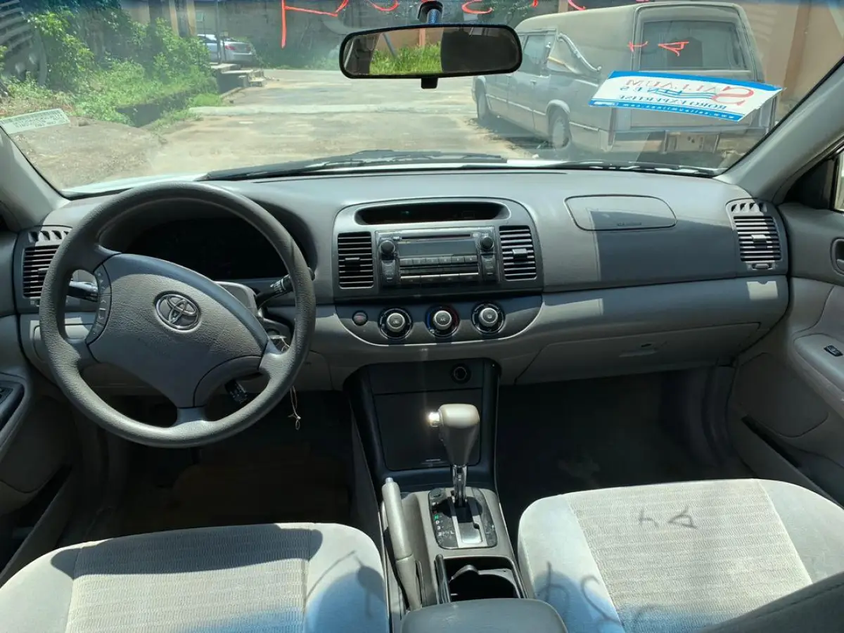 2006 Toyota Camry LE Available - Image 4