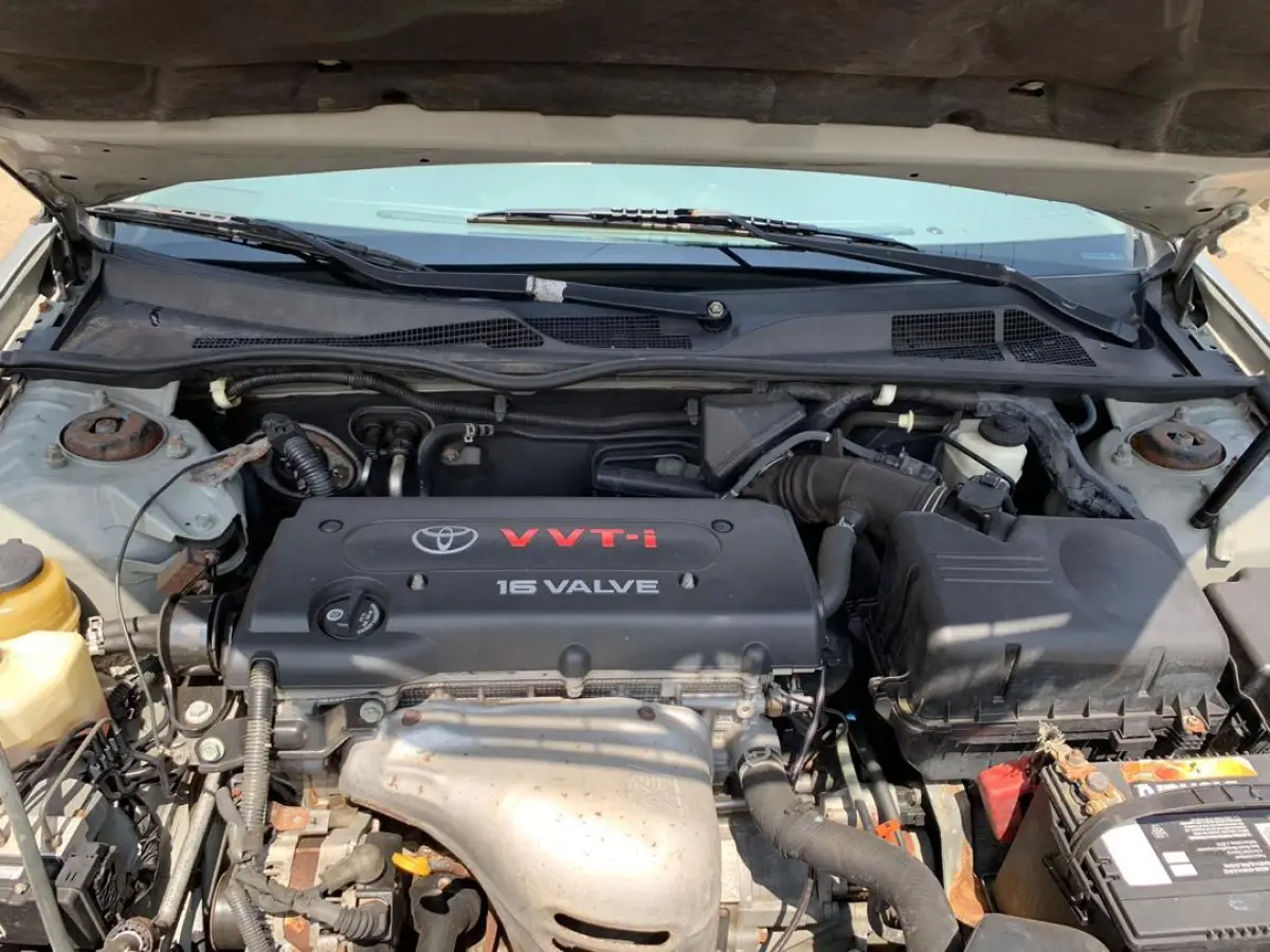 2006 Toyota Camry LE Available - Image 5