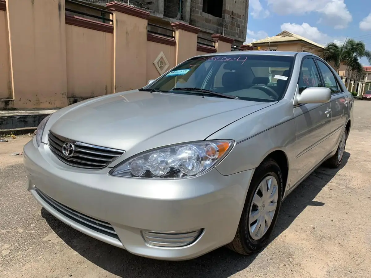 2006 Toyota Camry LE Available - Image 1