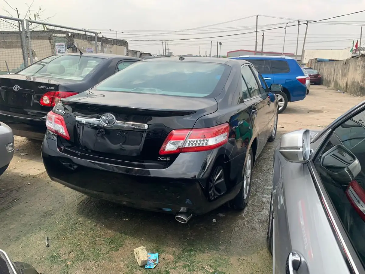 2011 Toyota Camry XLE Thumbstart 4cylinder - Image 3