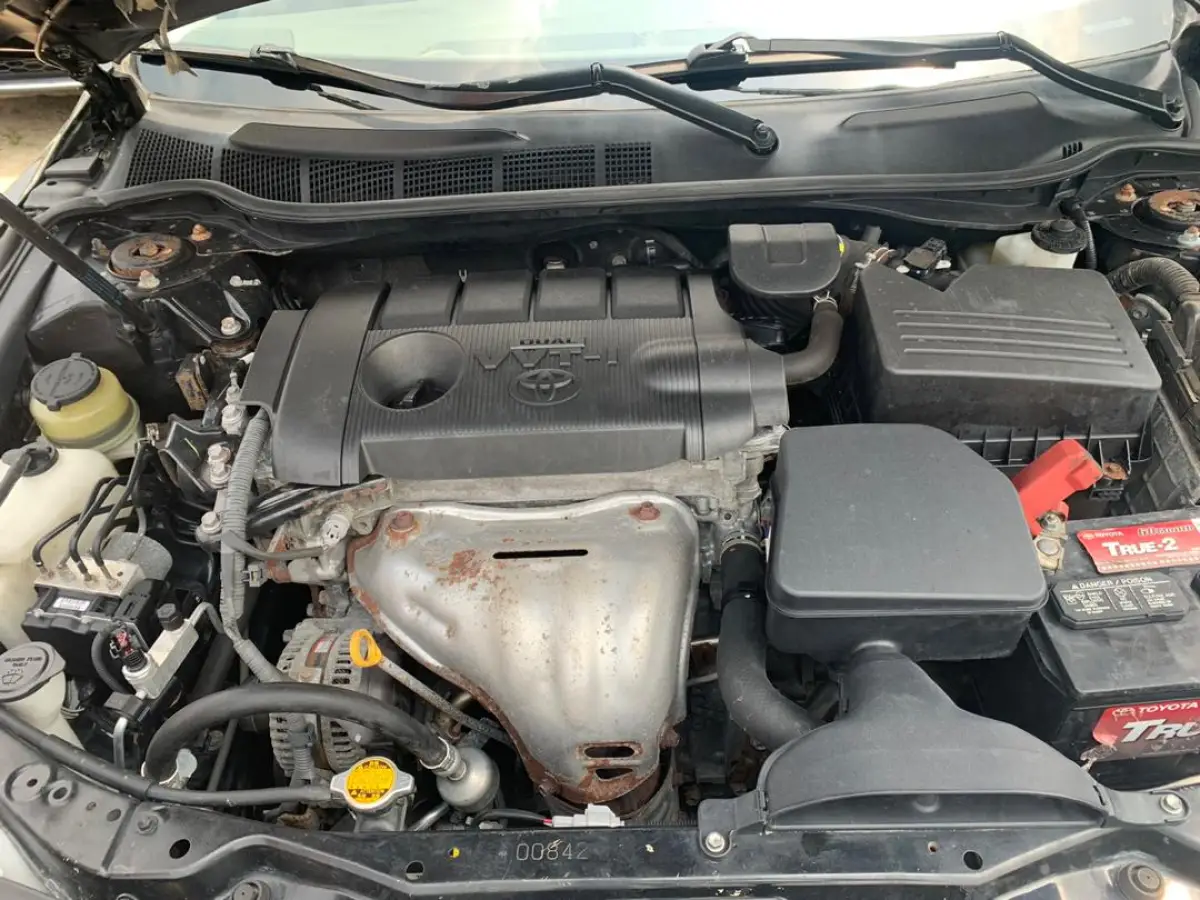 2011 Toyota Camry XLE Thumbstart 4cylinder - Image 4