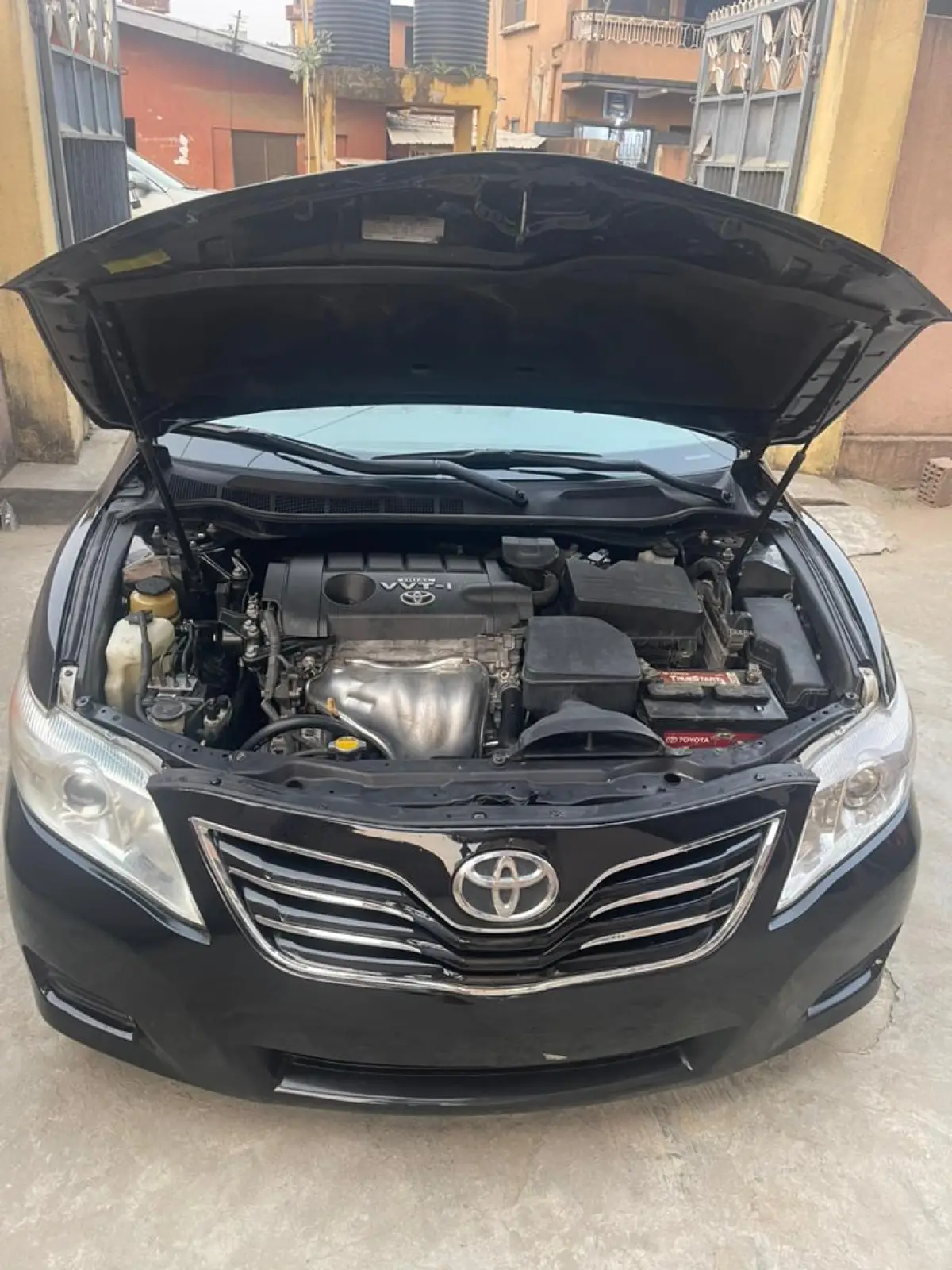 Used 2010 Toyota Camry LE Black Colour - Image 3