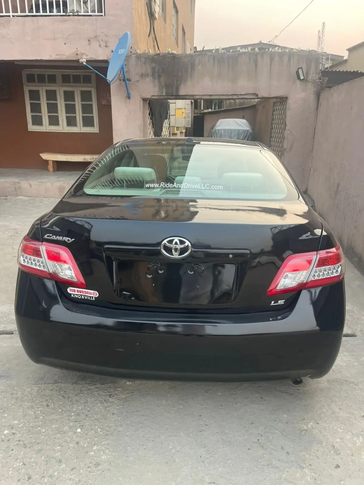 Used 2010 Toyota Camry LE Black Colour - Image 8