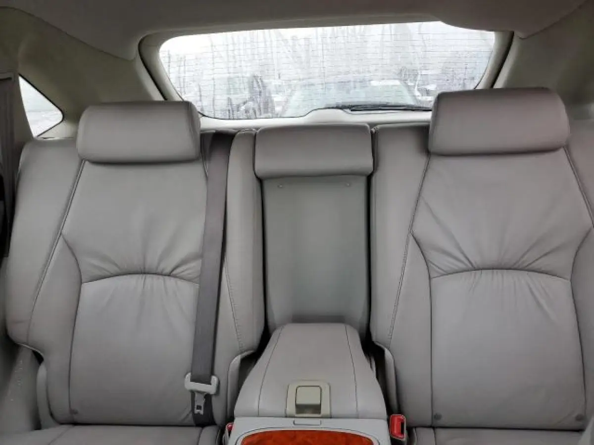 CLEAN 2005 LEXUS RX 330 FOR SALE - Image 9