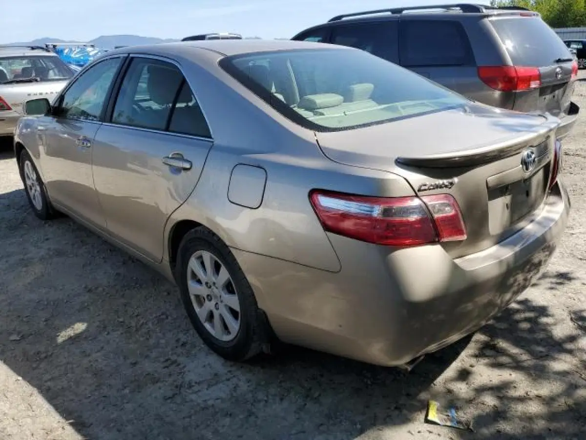 FOR SALE 2007 TOYOTA CAMRY LE - Image 2