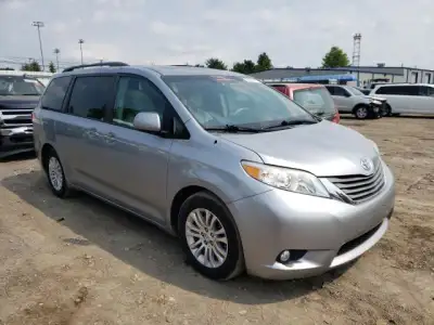 CLEAN 2011 TOYOTA SIENNA FOR SALE