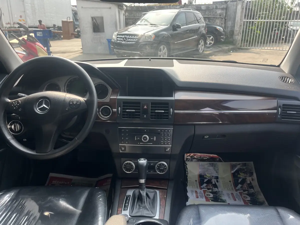 Foreign Used 2011 merc3des Benz Glk350 - Image 6