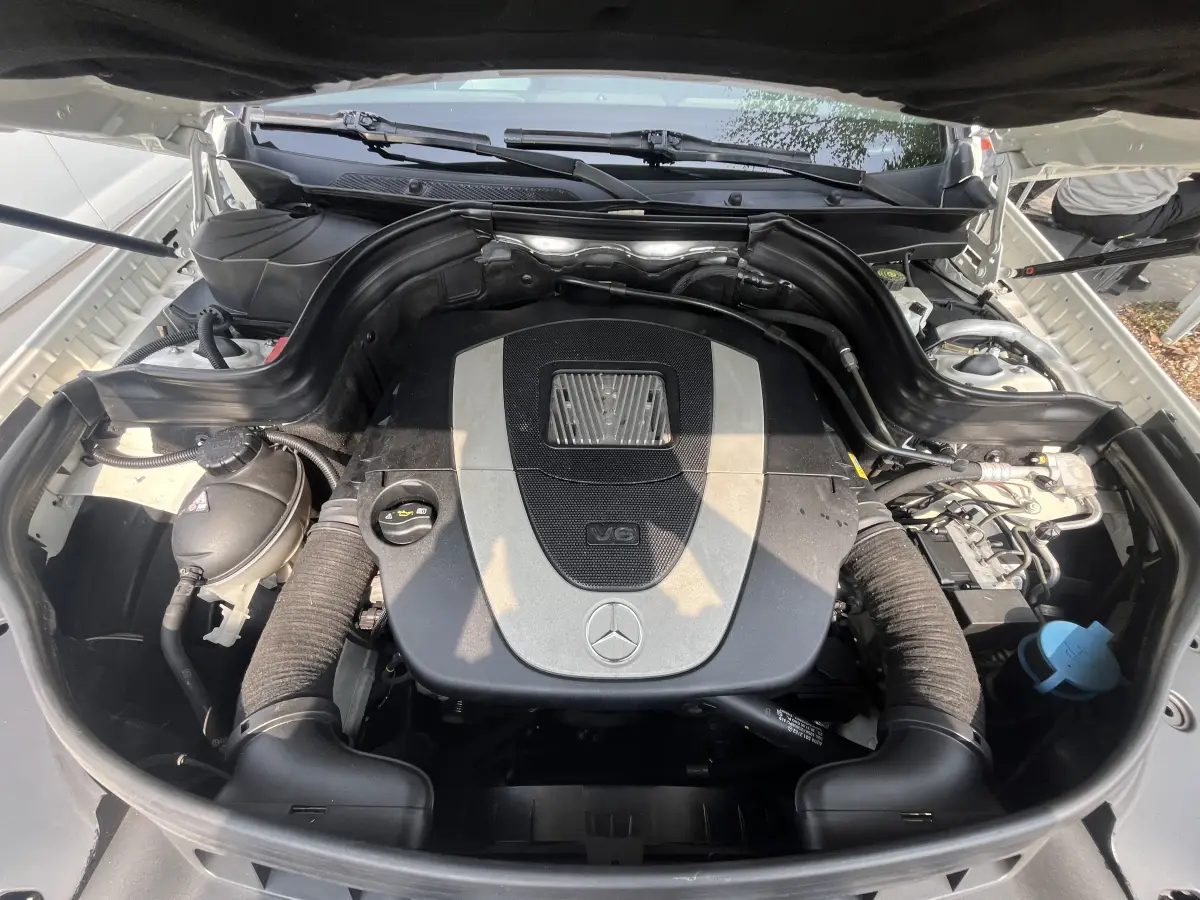 Foreign Used 2011 merc3des Benz Glk350 - Image 10