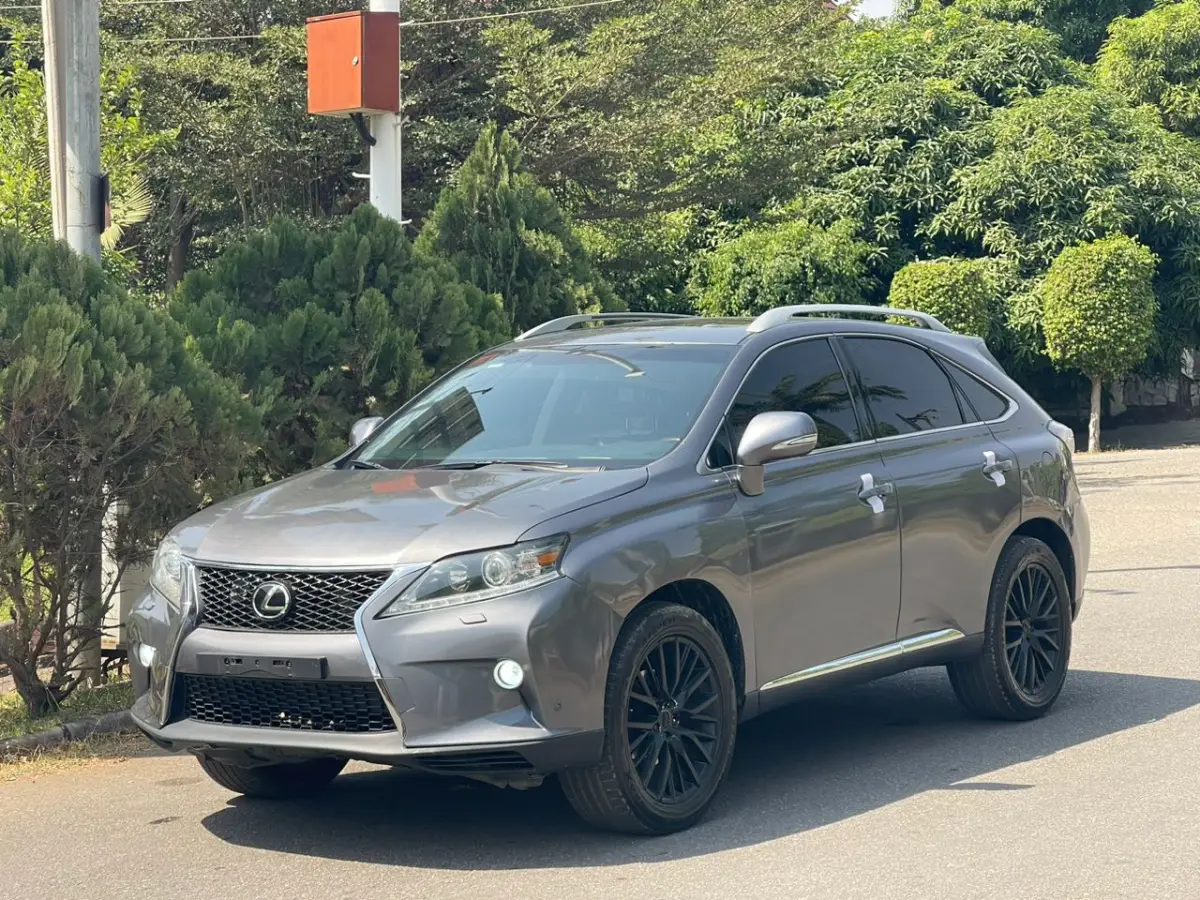 Lexus RX350 2013 - Image 2