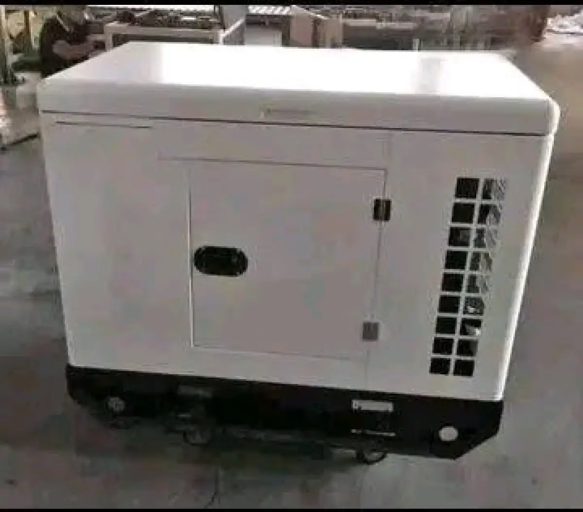 ECOTECH NOISELESS FUELLESS Generator for sale - Image 3
