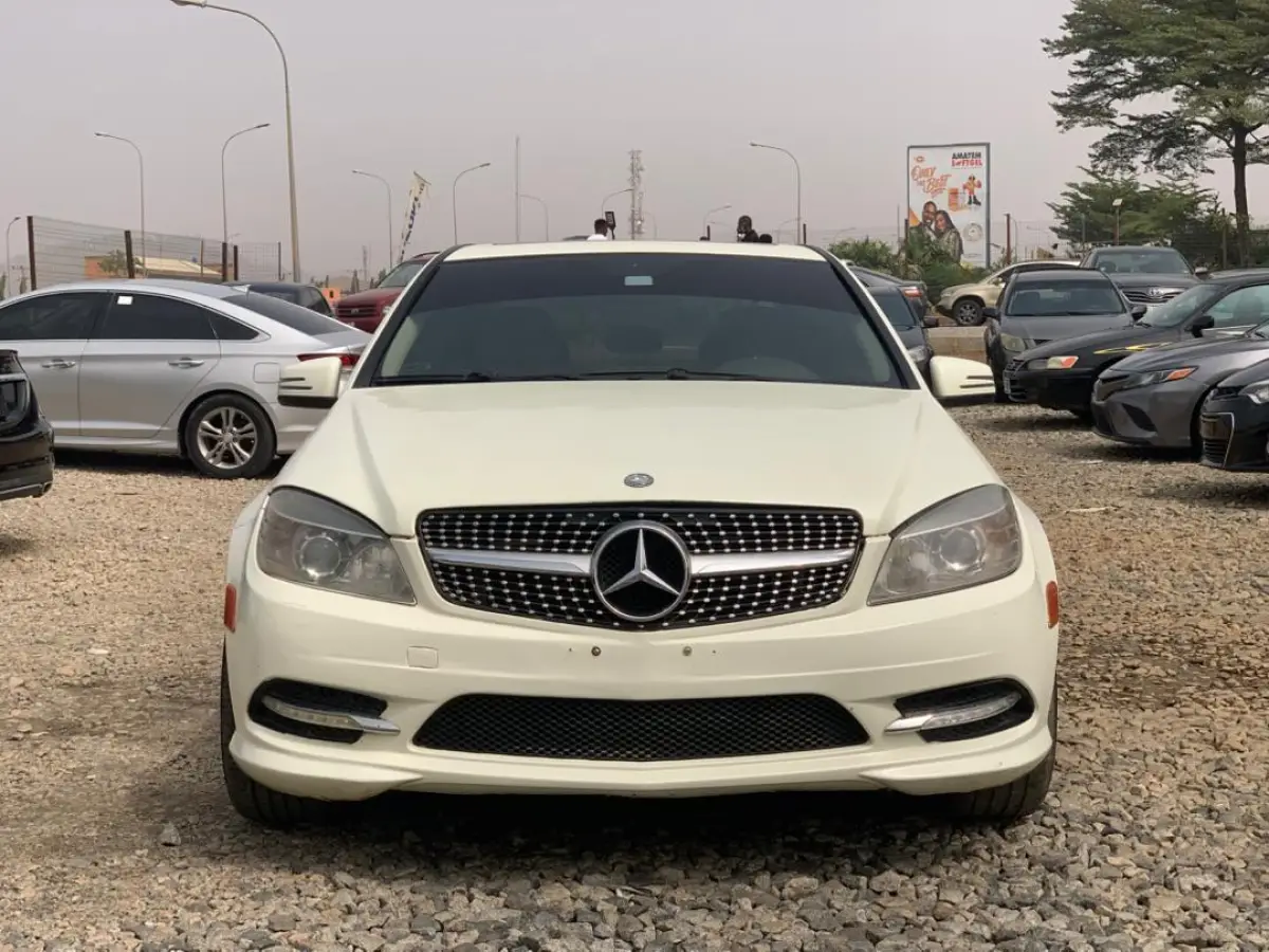Mercedes Benz C300 2011 - Image 7