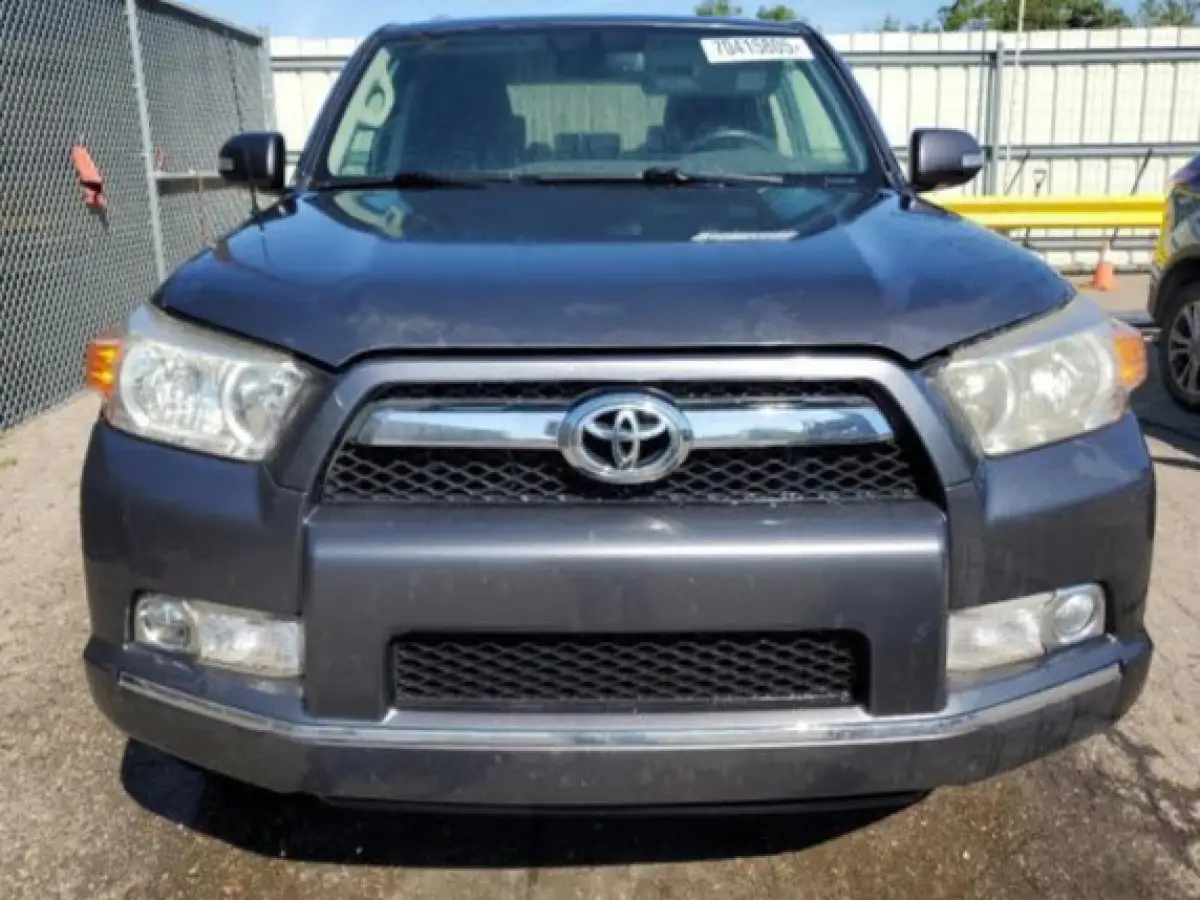 2005 Toyota 4 runner for sale - Image 4
