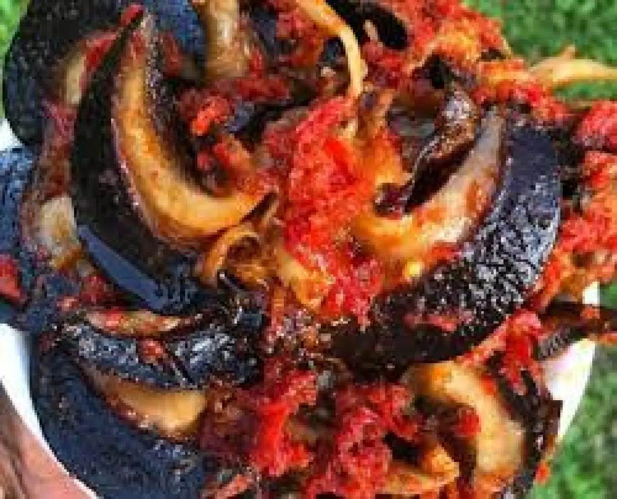 Bush meat, cow meat, snail, chickens - Image 2