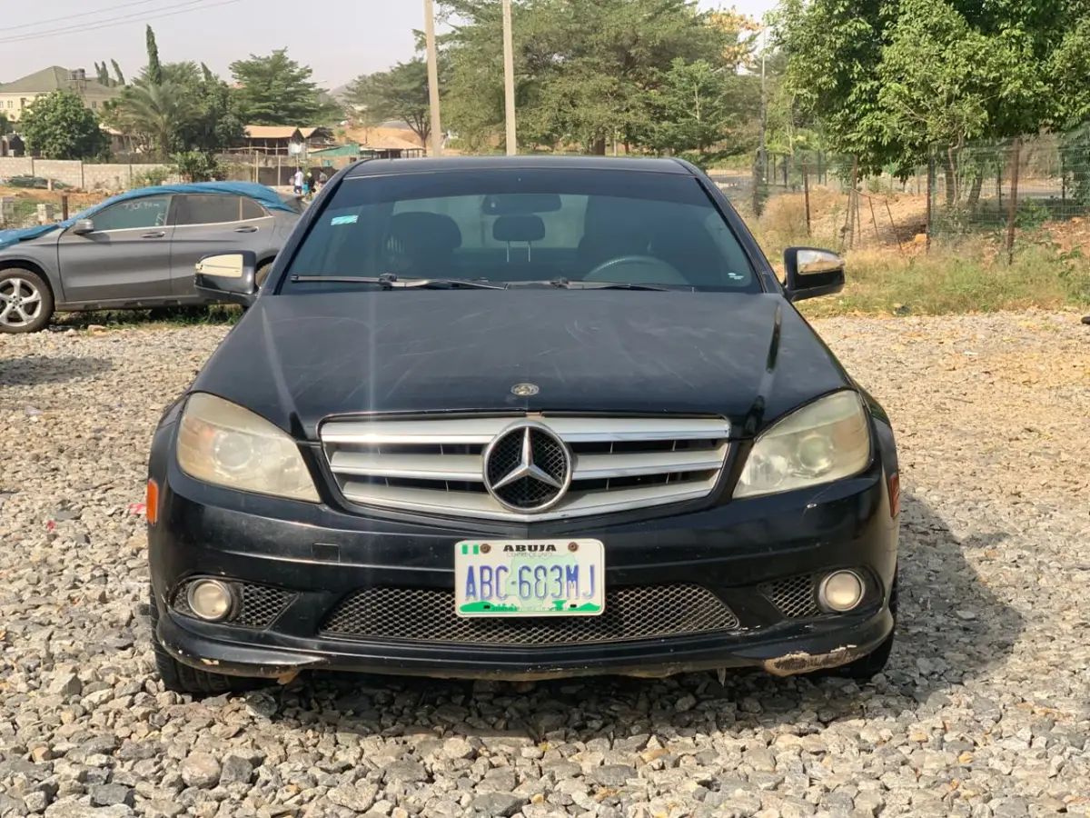 Mercedes Benz C300 2009 - Image 10