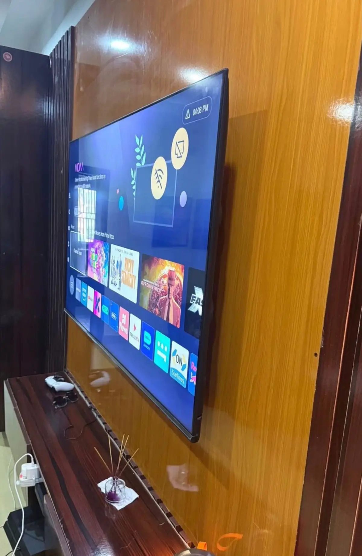 Japa sales hisense 70 inches smart tv - Image 1