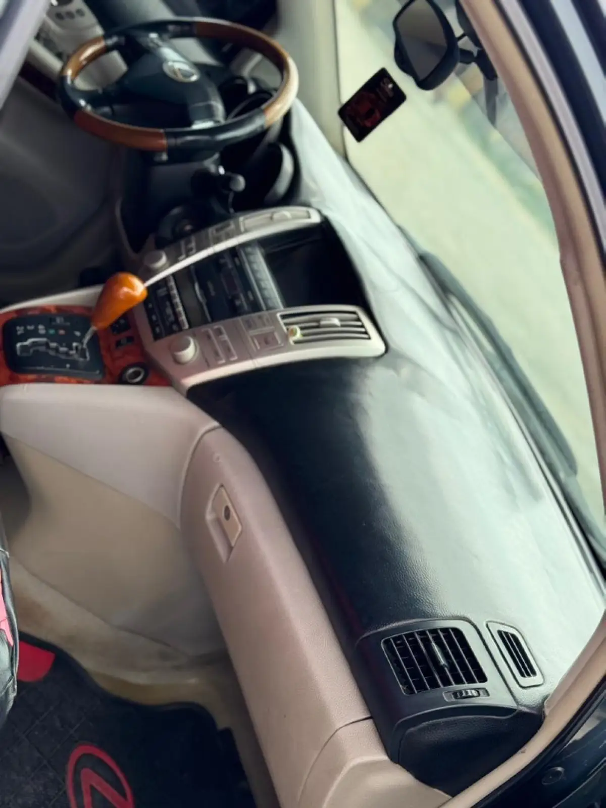 RX330 2005 MODEL - Image 7