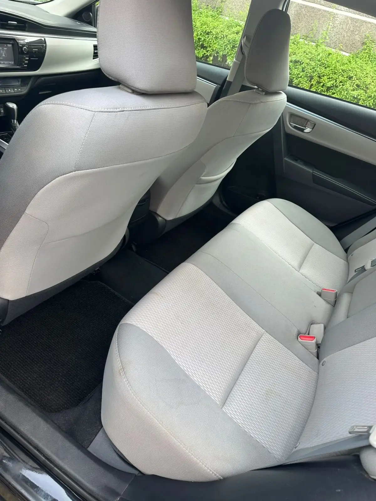 2015 Toyota Corolla - Image 4