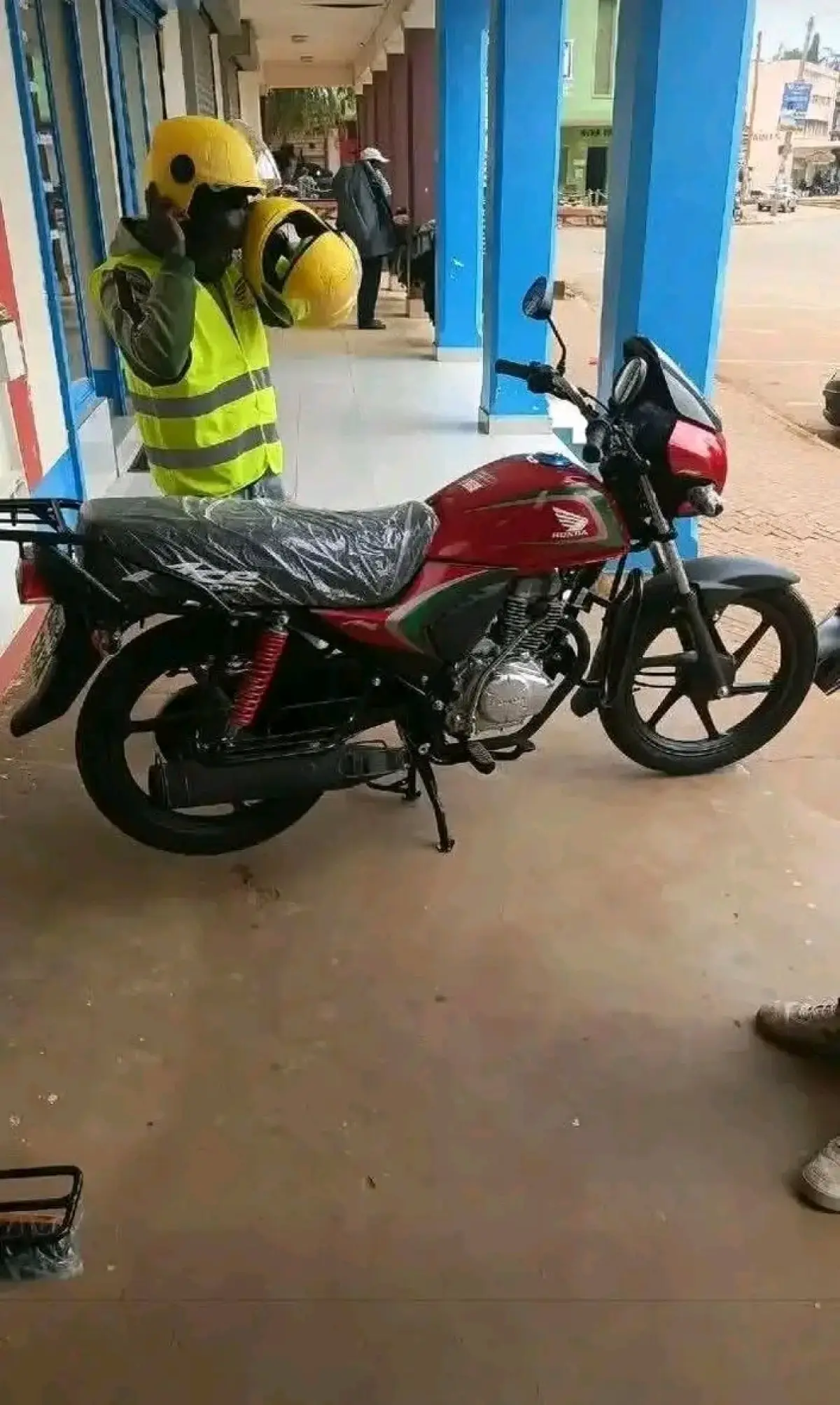 Big Honda ACE - Image 3