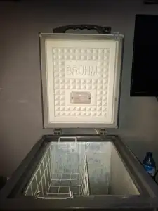 Bruhm 100L chest deep freezer