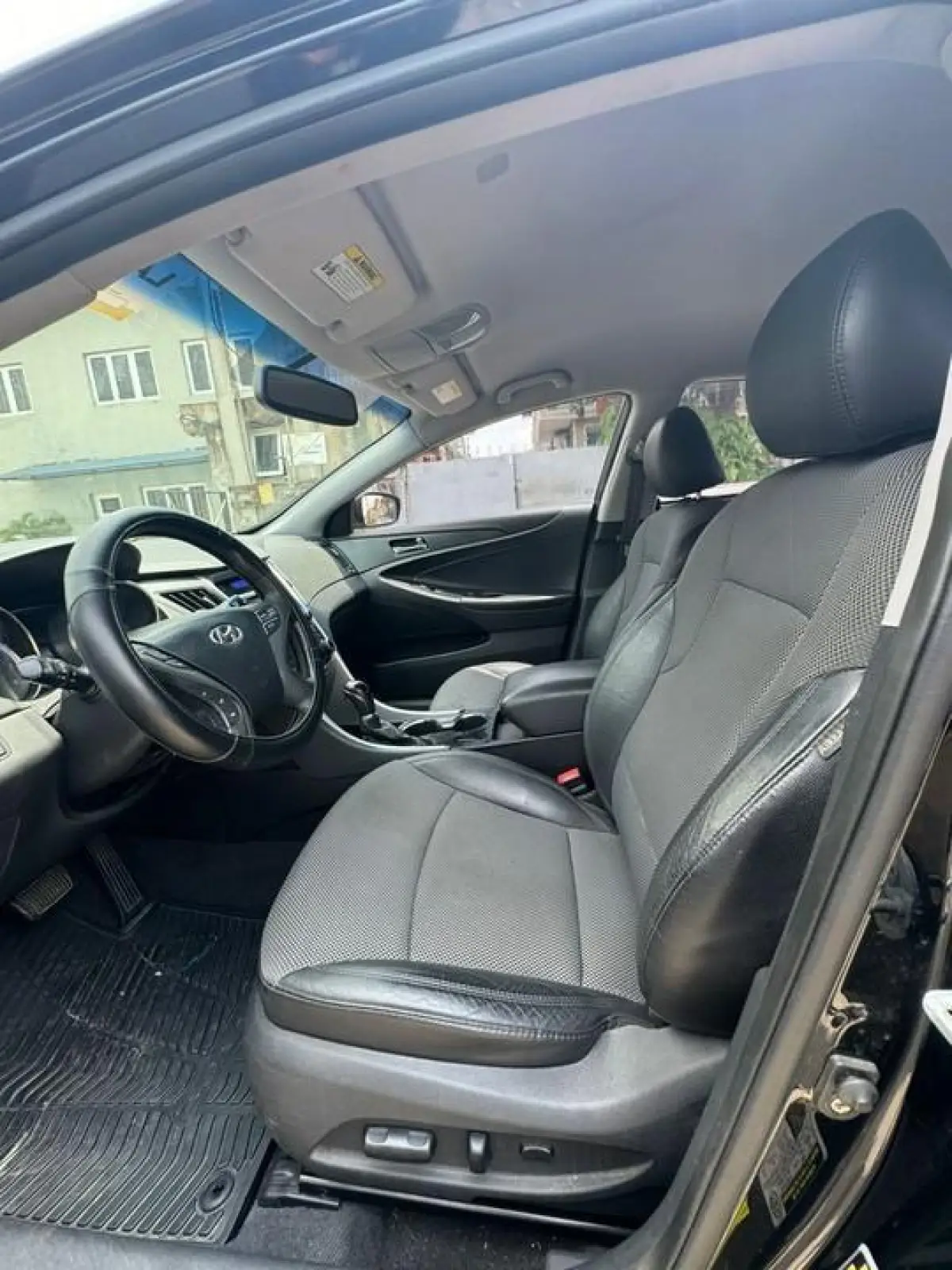 2014 Toyota Hyundai sonata for sale - Image 3