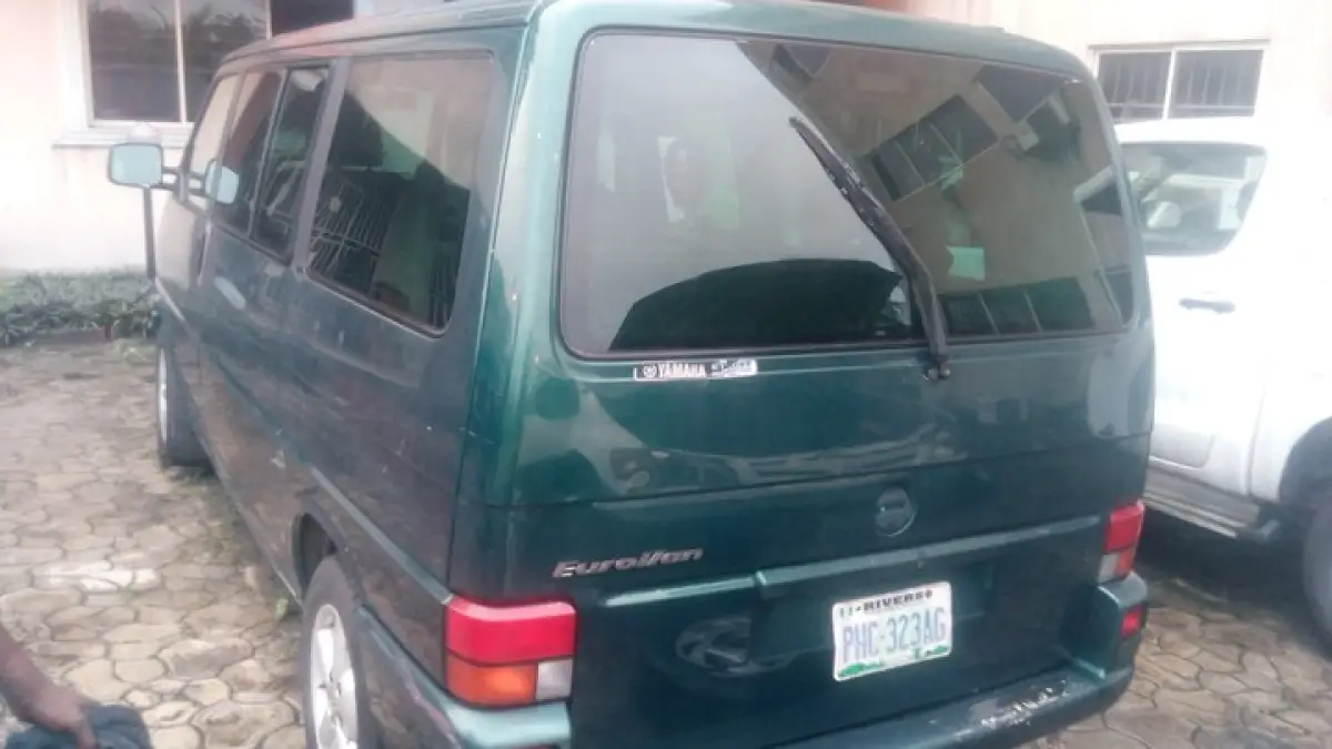 Neat Used Volkswagen bus Eurovan T4 For Sale - Image 8