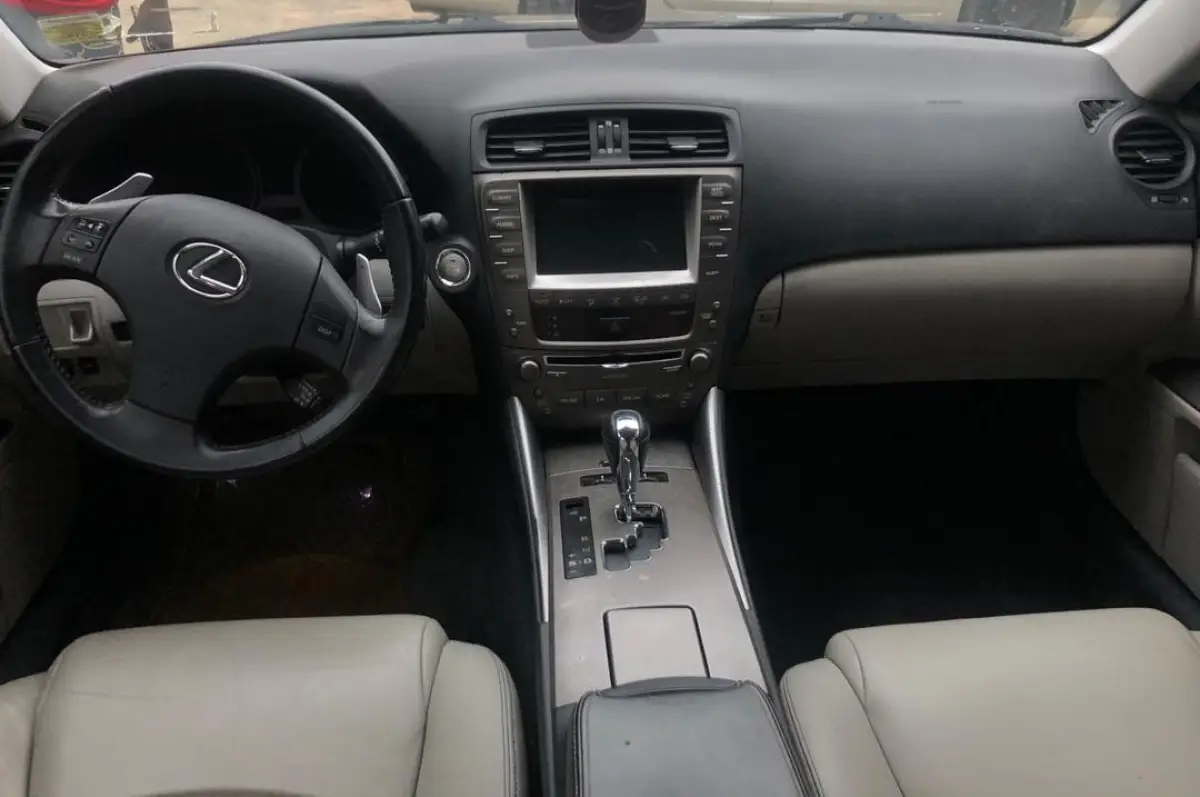 Extremely Clean Lexus Is250 2010 Model For Sale - Image 6