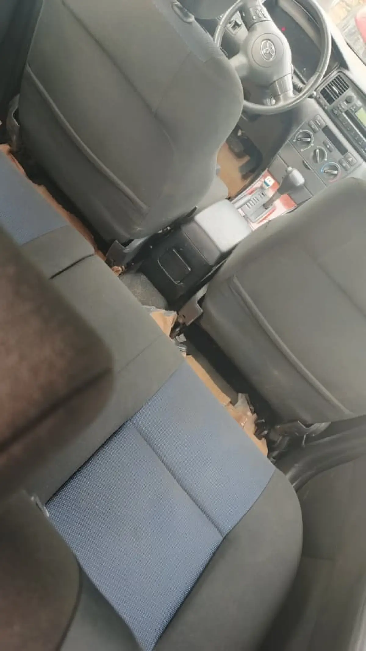 No fault buy and use Toyota Corolla 06 forgie used - Image 10