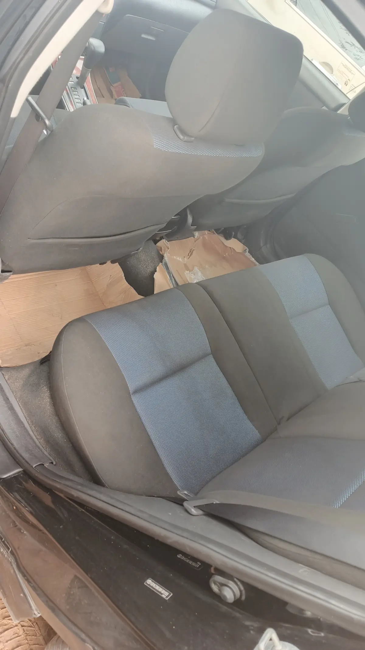 No fault buy and use Toyota Corolla 06 forgie used - Image 13