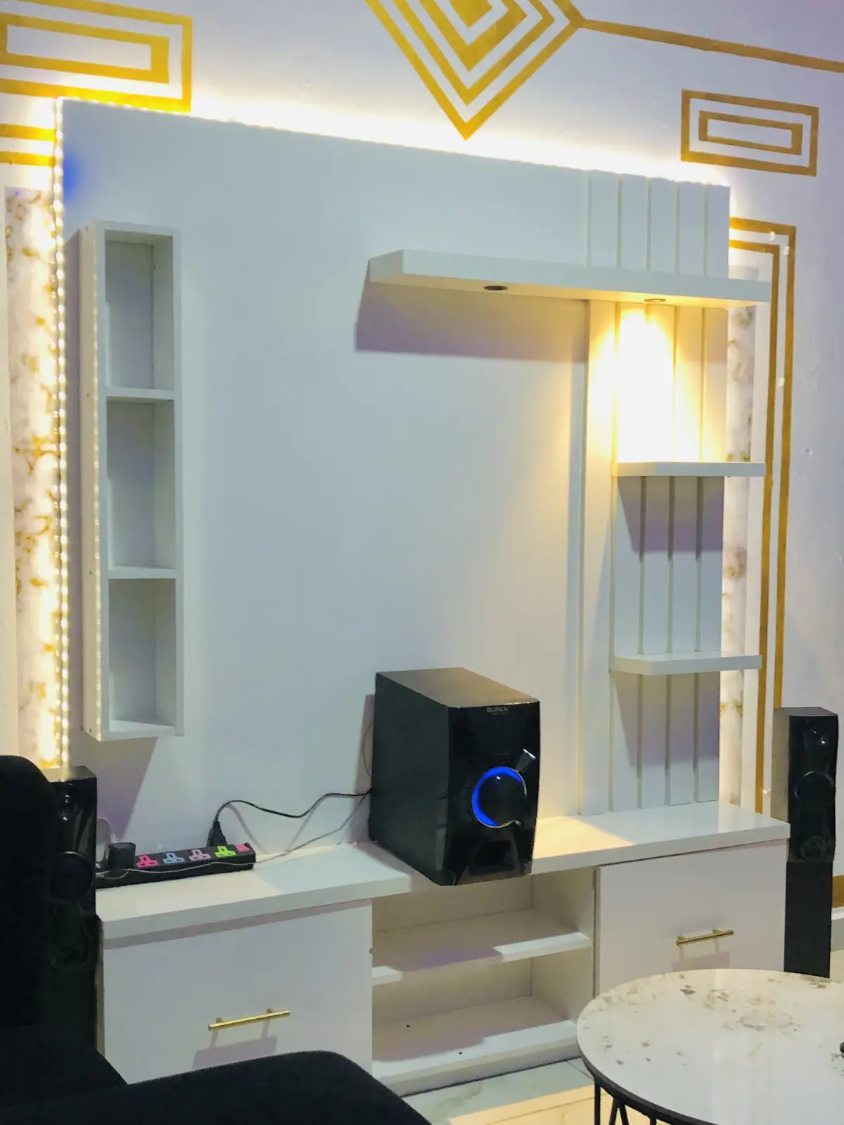 Tv console - Image 2