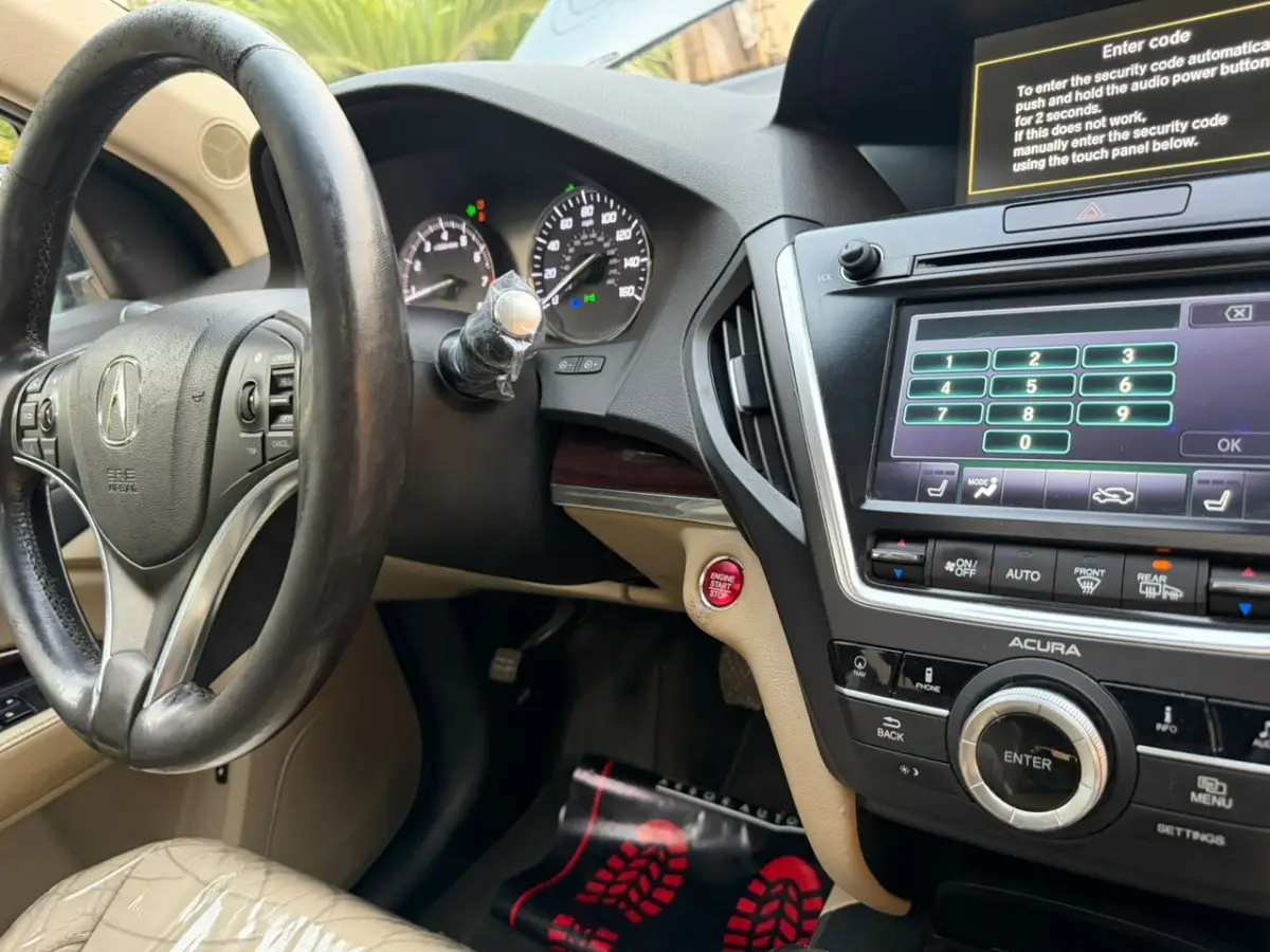Acura MDX - Image 9