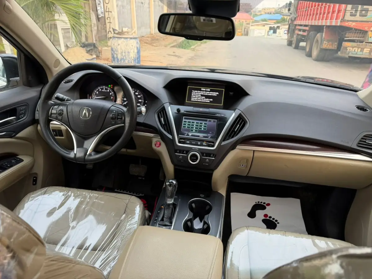 Acura MDX - Image 11