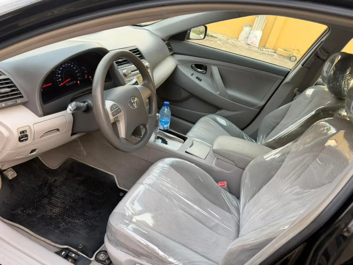 Toyota Camry 2011, Direct foreign used - Image 6