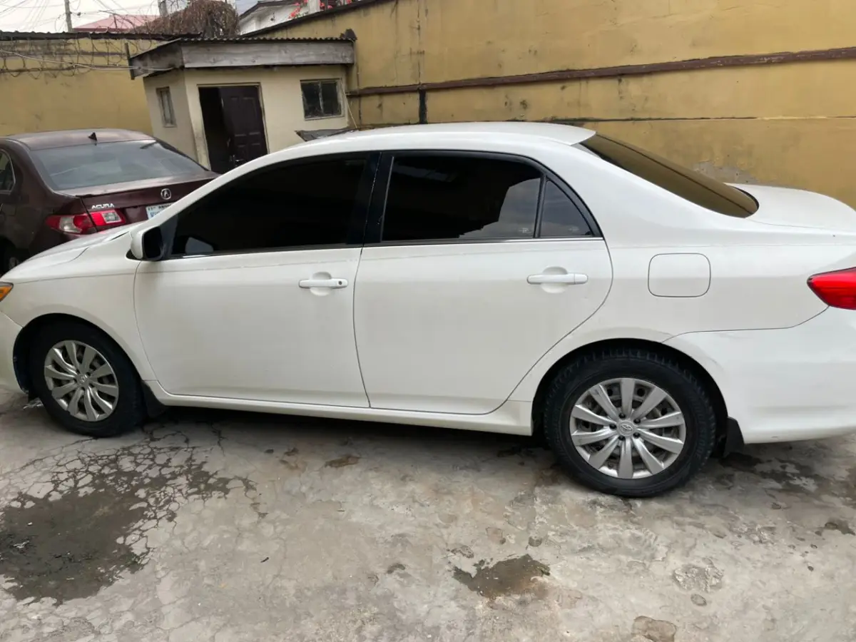 Toyota Corolla 2013 - Image 5