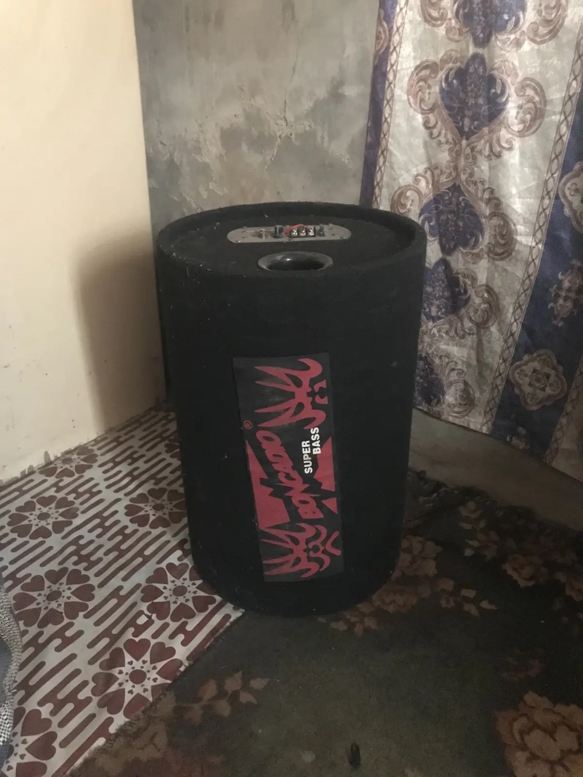 Boncadio car woofer - Image 1