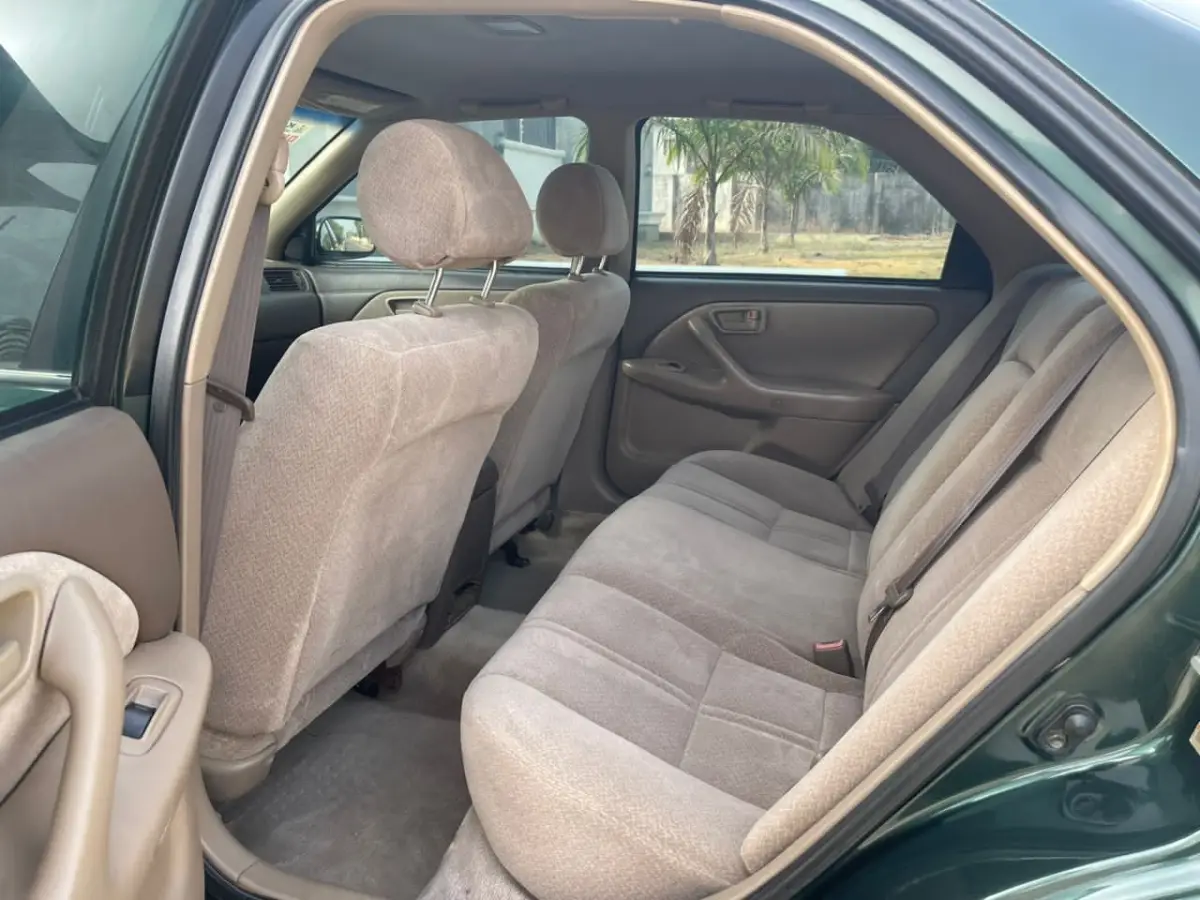 Toyota Camry 2000 - Image 4