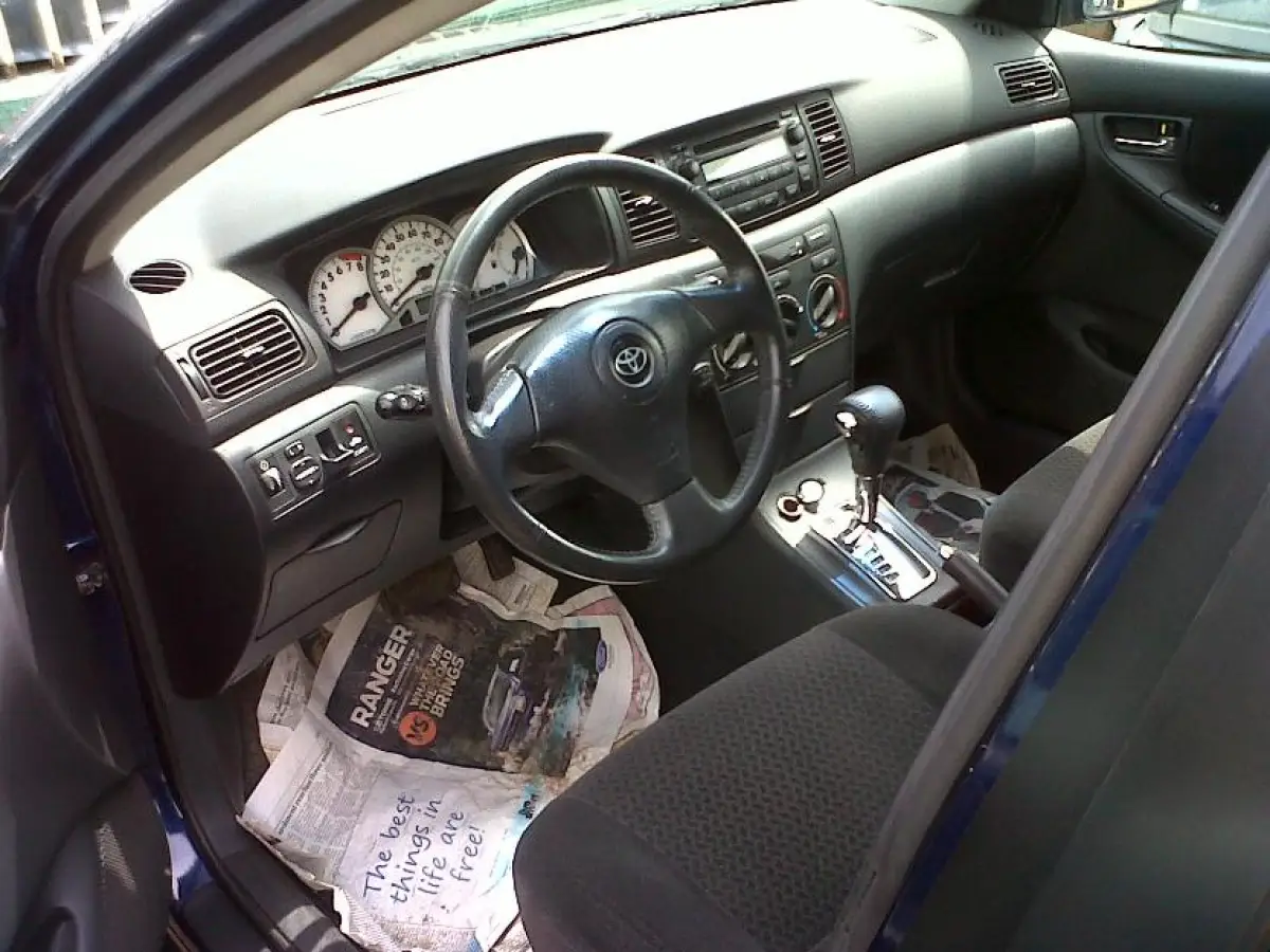 Toyota Corolla Sport - Image 3