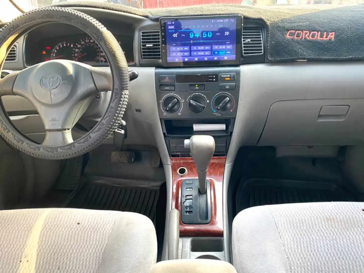 Registered Toyota Corolla 2005 LE - Image 6