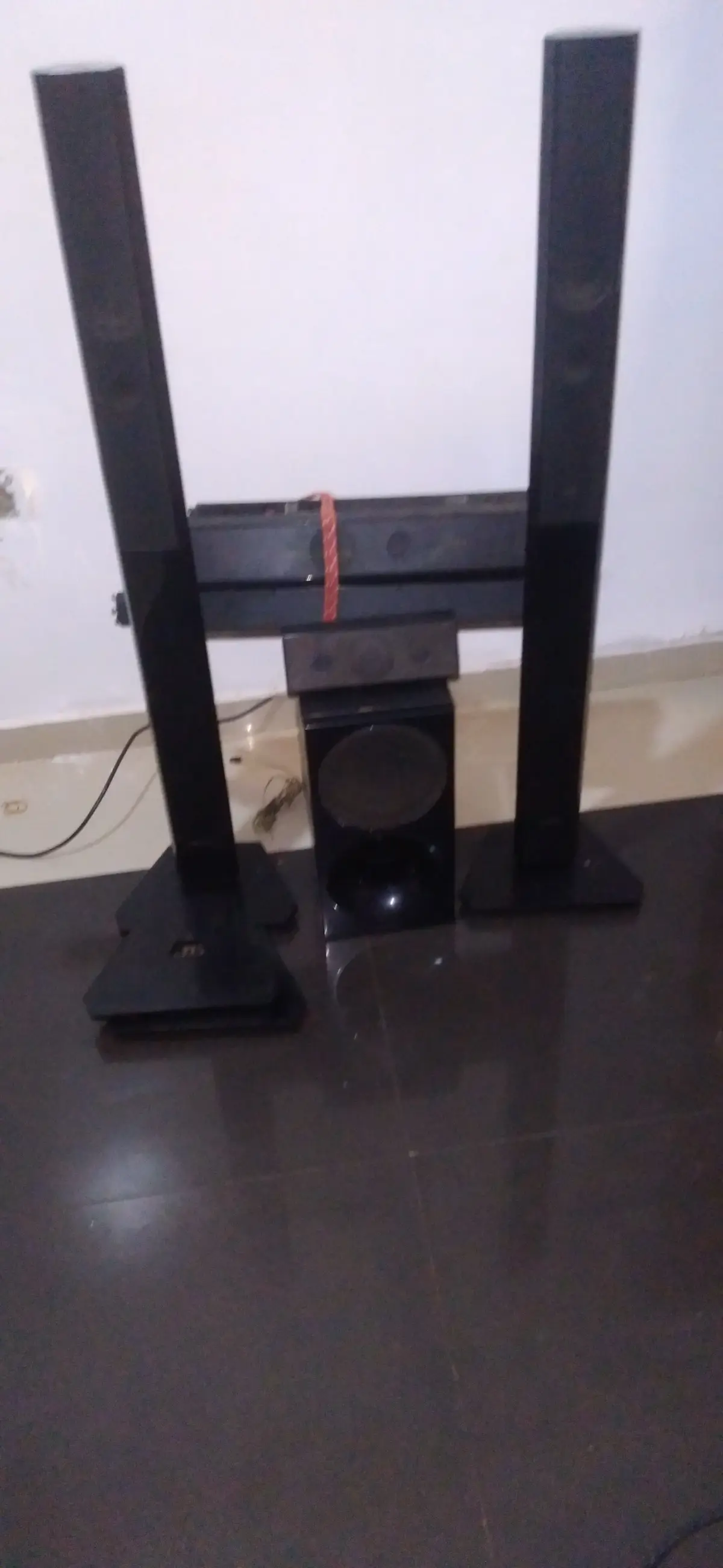 Samsung Home Theater sound system - Image 5