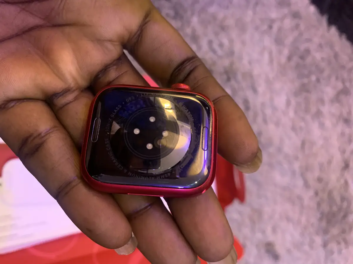 Apple Watch Series 8 45MM LTE - Image 7