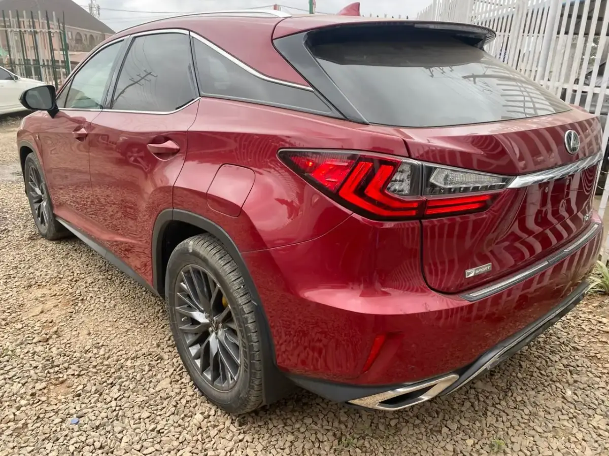 Lexus Fsport 350 - Image 4