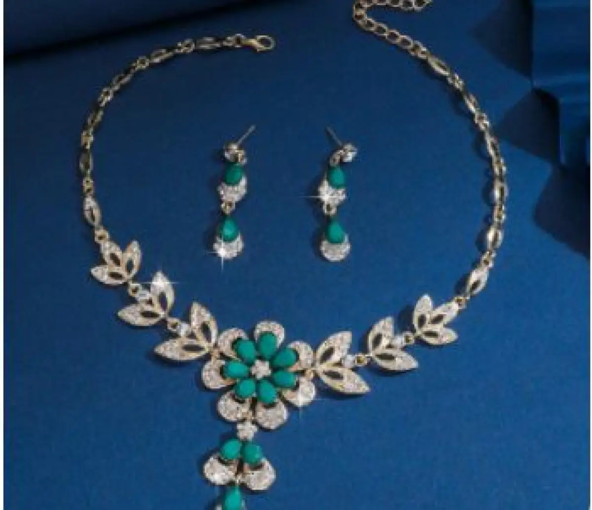 Fashion Jewelry set - Image 1