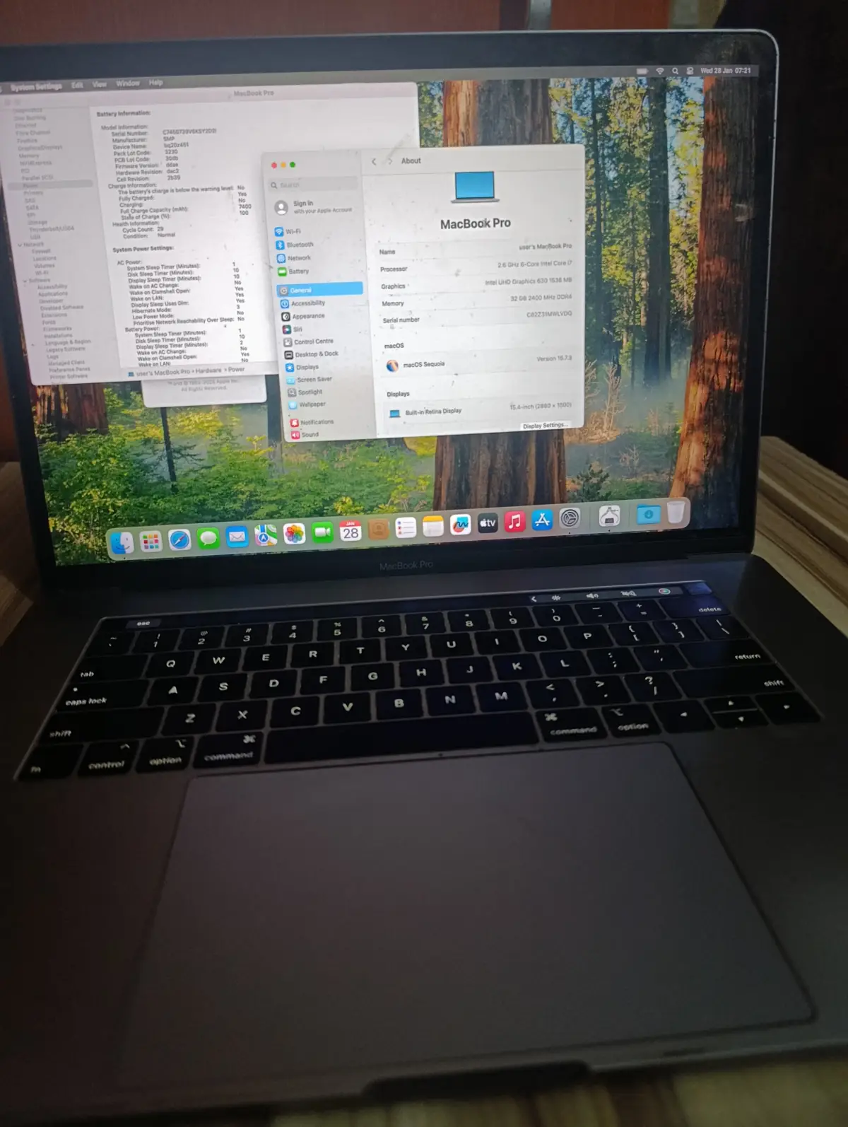 MacBook pro 15 inch 2019 - Image 1