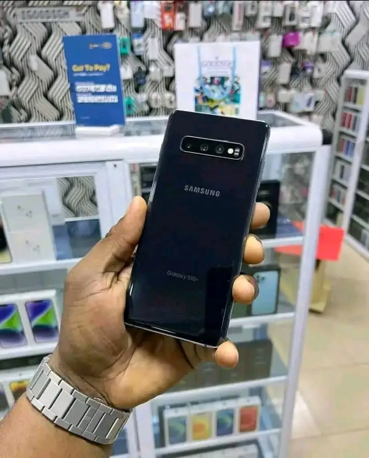 Samsung Galaxy S10 PLUS 8gb ram 256gb - Image 1