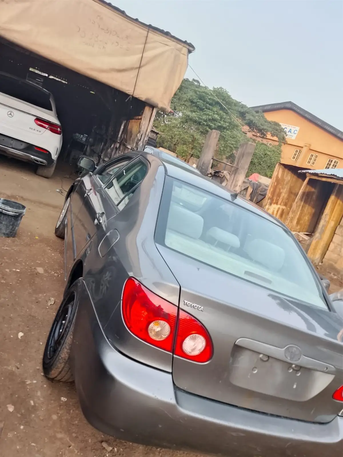 Toyota Corolla - Image 3