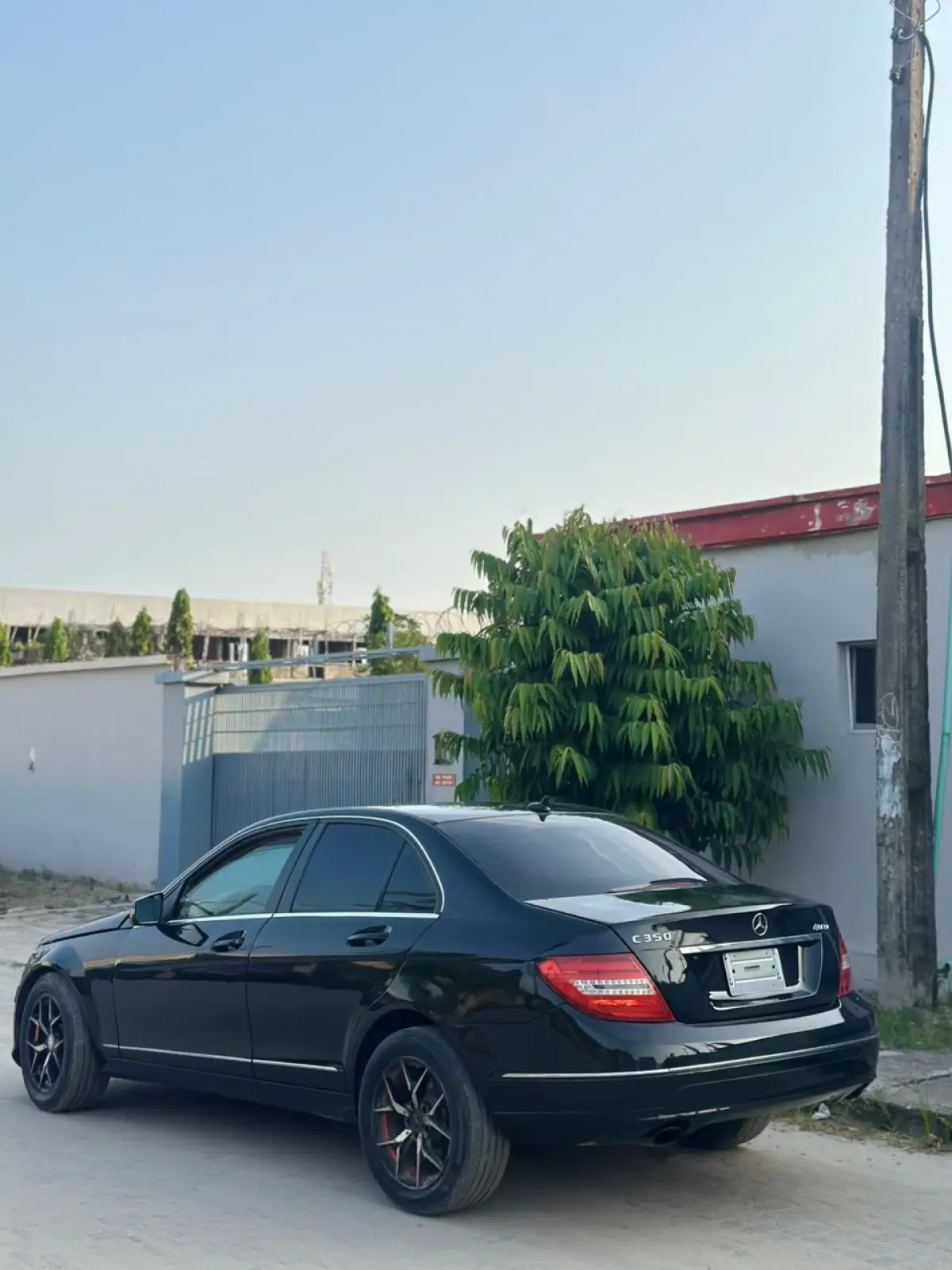 2009 Mercedes Benz C350 - Image 4