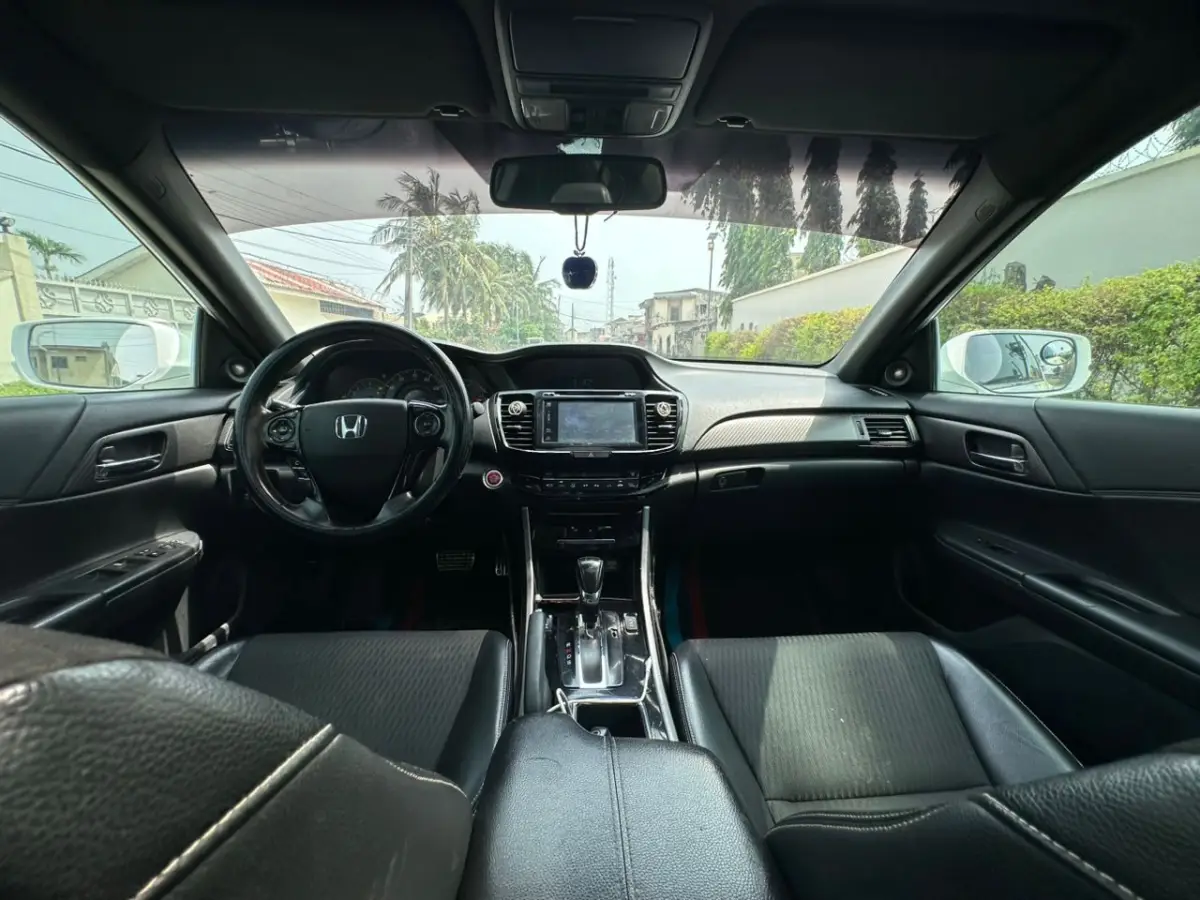 Very Clean 2015 Honda Accord Sport - Image 7