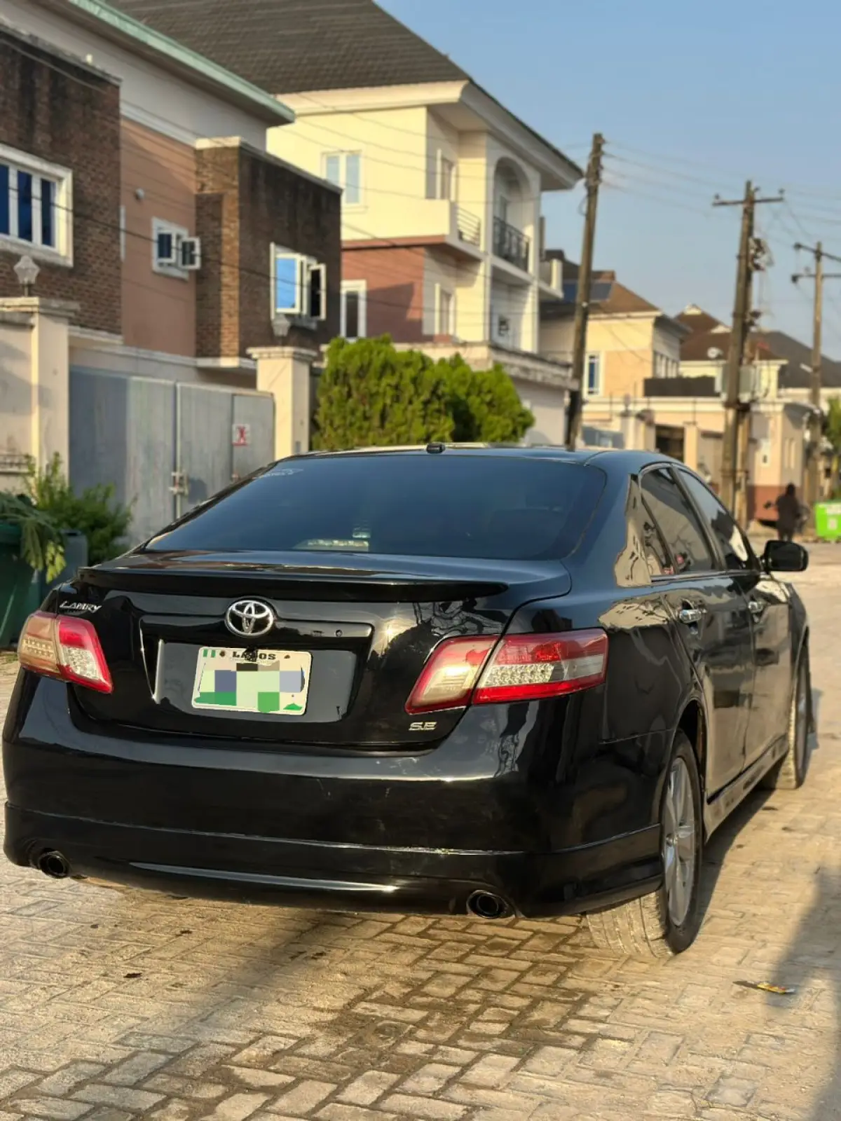 Neatly Used 2011 Toyota Camry Sport - Image 3